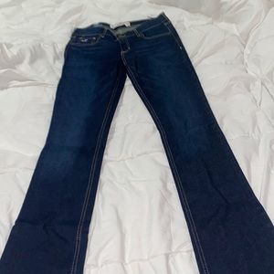 3R Hollister dark blue bootcut jeans